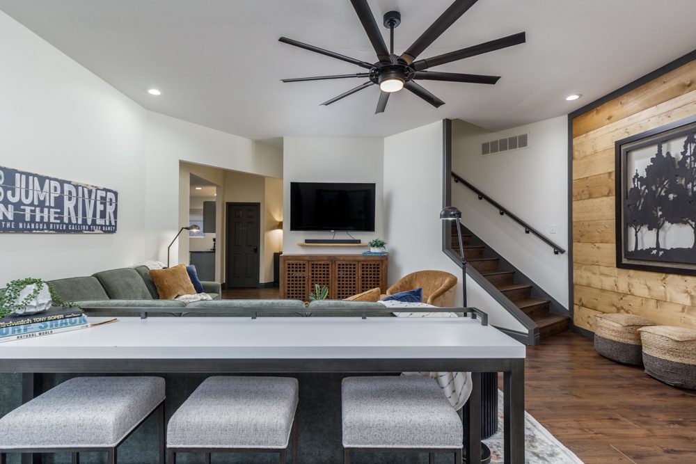Riverfront Lodge - Image 6