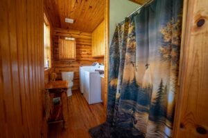 Sweetwater Ranch Bathroom
