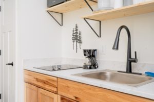 Misty River Suites-105