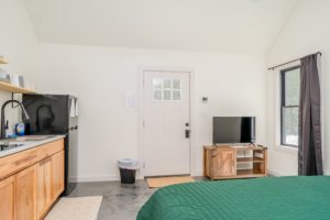 Misty River Suites-109