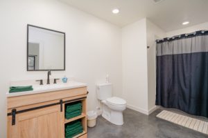 Misty River Suites-115